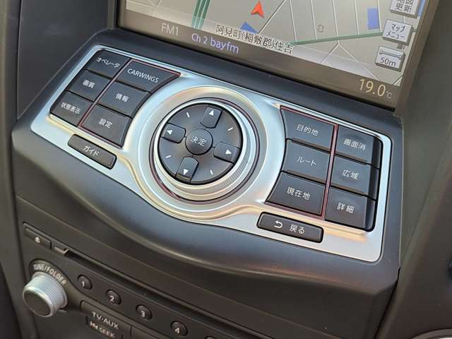 UJ0048305927_44_003.jpg