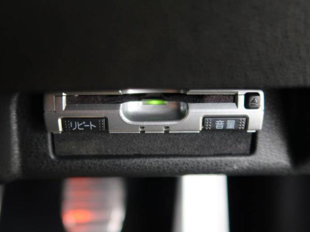 UZ0048292776_5_001.jpg