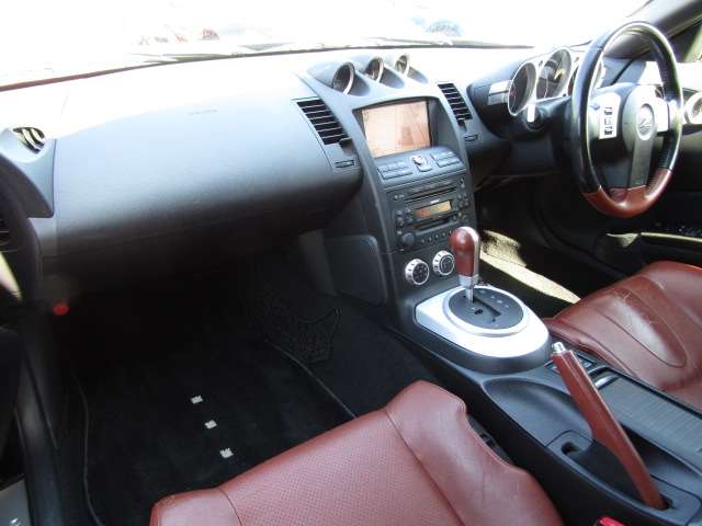 U00048121798_78_003.jpg