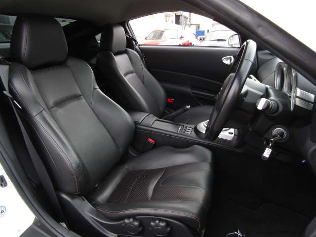 U00048392159_16_001.jpg