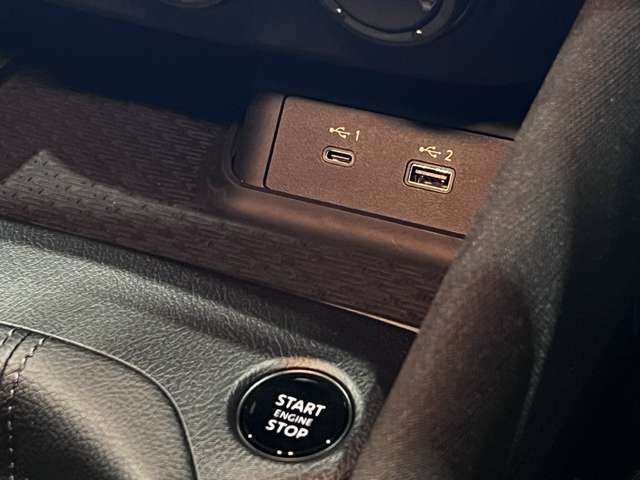 UJ0047194691_35_002.jpg