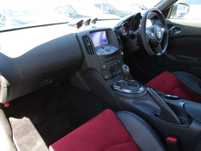 U00048306696_76_003.jpg