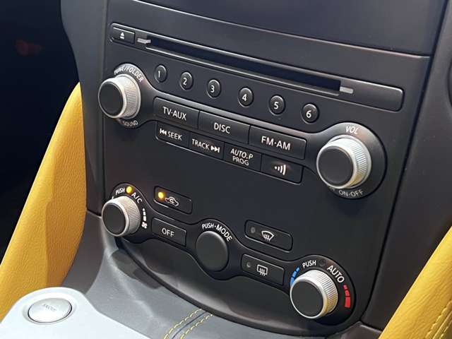 UJ0047263653_35_002.jpg