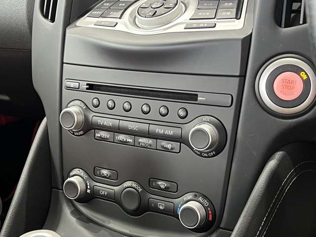 UJ0048513406_39_001.jpg