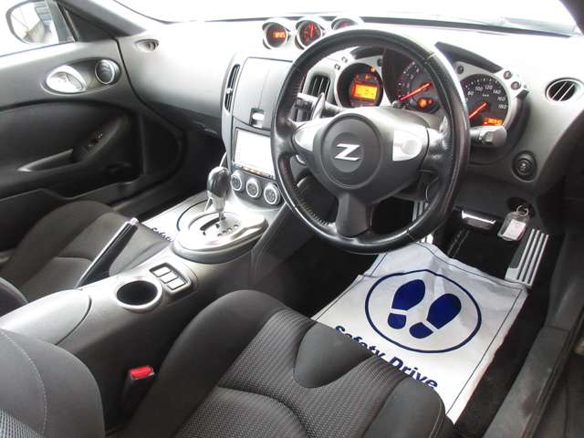 U00044742991_9_001.jpg