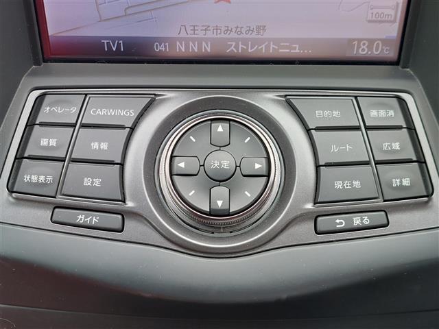 UZ0048662351_14_001.jpg
