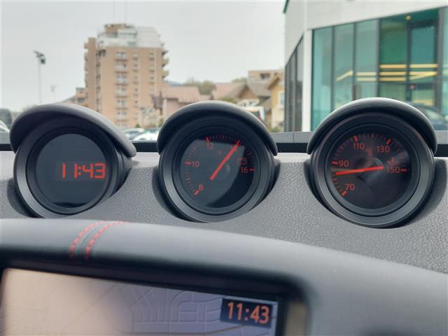 UZ0048662351_9_001.jpg