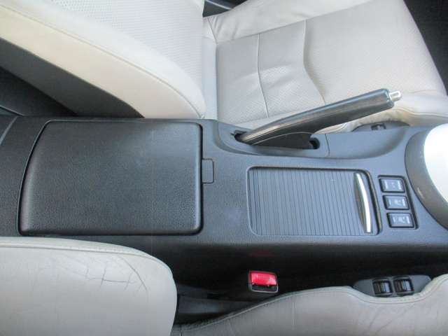 U00046959879_37_001.jpg