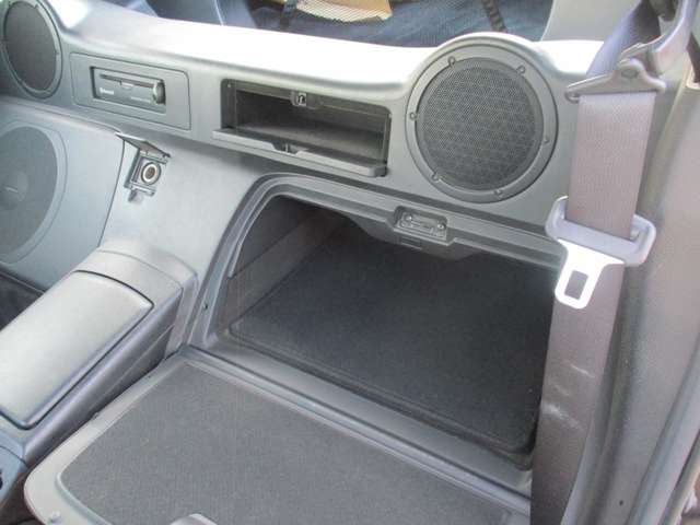 U00046959879_50_001.jpg