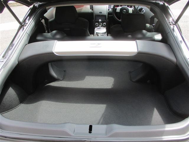 UJ0048537993_37_002.jpg