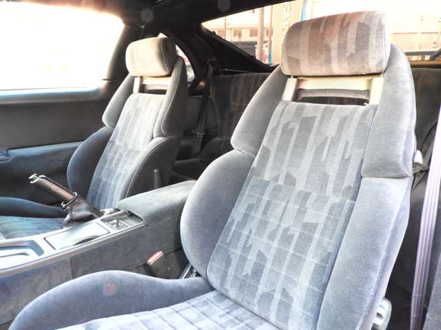 U00048613889_13_001.jpg