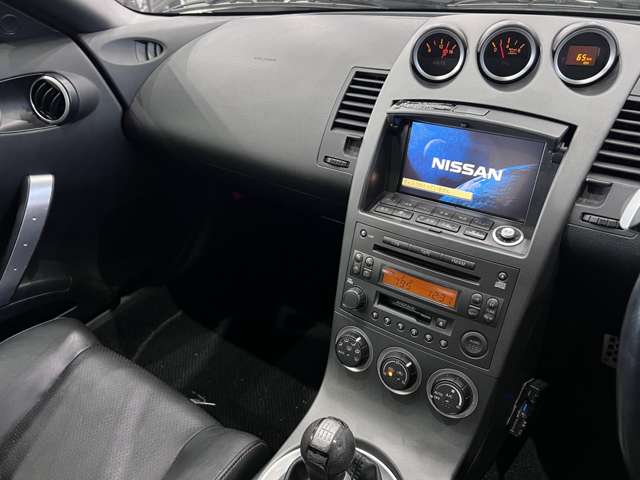 UJ0047981203_42_002.jpg