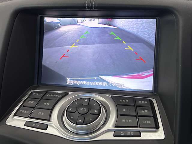 UJ0047398842_39_002.jpg