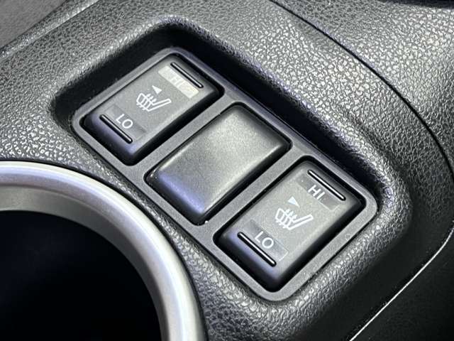 UJ0047350563_37_003.jpg