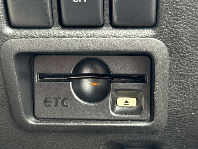 UJ0046481397_34_005.jpg