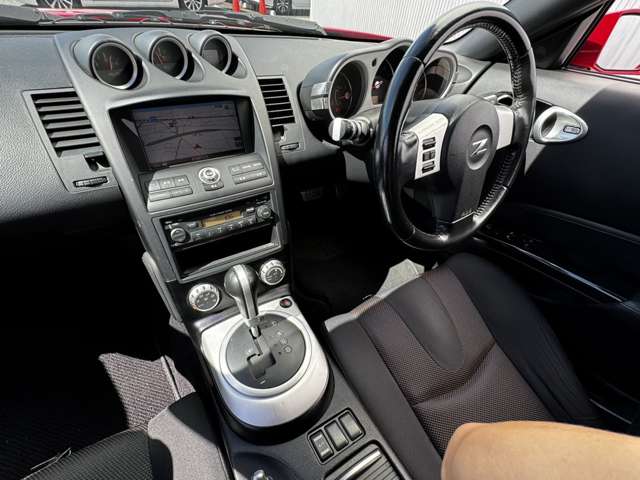 UJ0046481397_35_005.jpg
