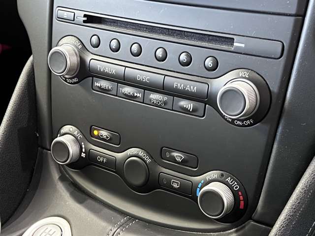 UJ0047492810_52_003.jpg