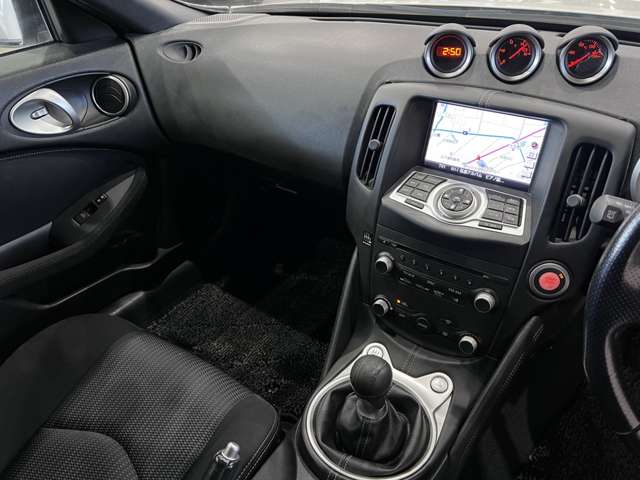 UJ0047710396_40_002.jpg