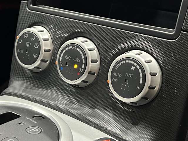 UJ0048315739_38_002.jpg