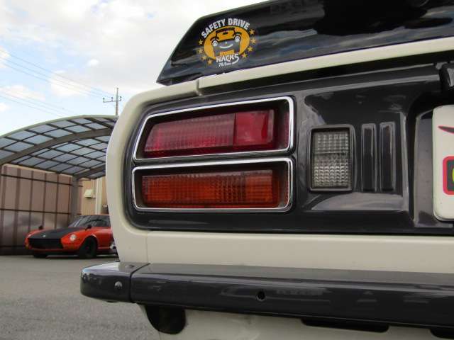 U00040328888_51_008.jpg