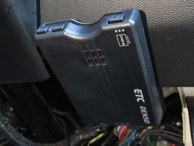 U00040328888_77_008.jpg