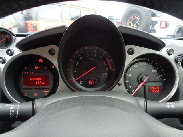 U00046895718_33_001.jpg