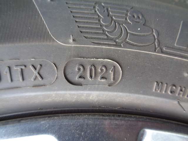 U00046895718_72_001.jpg