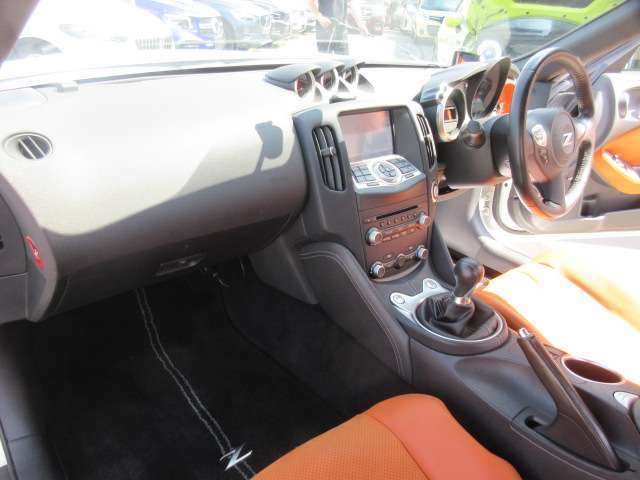 U00048440378_50_002.jpg