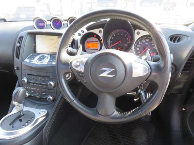 UJ0048359895_19_002.jpg