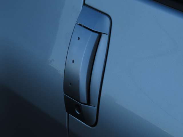 UZ0047424236_17_003.jpg