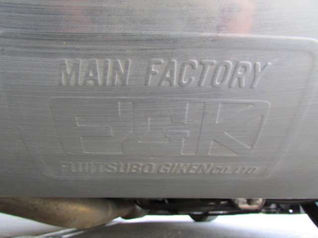 U00047981354_57_003.jpg