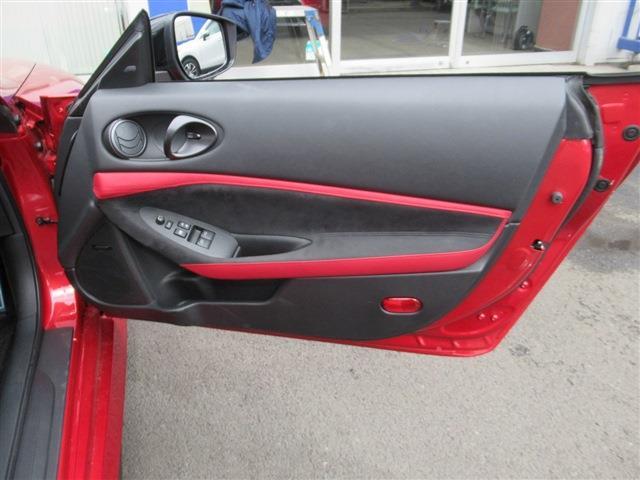 UJ0048083441_49_001.jpg