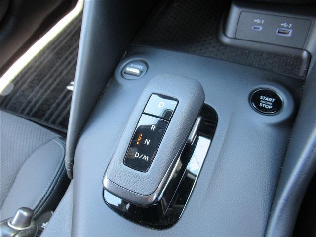 UJ0048227974_37_001.jpg