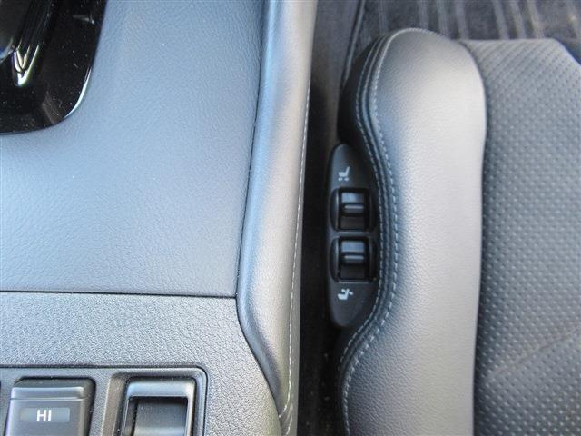UJ0048227974_50_001.jpg