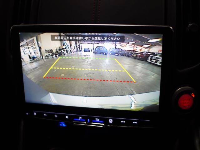 UZ0046507066_11_002.jpg