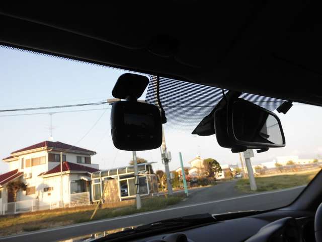 U00048621903_37_001.jpg
