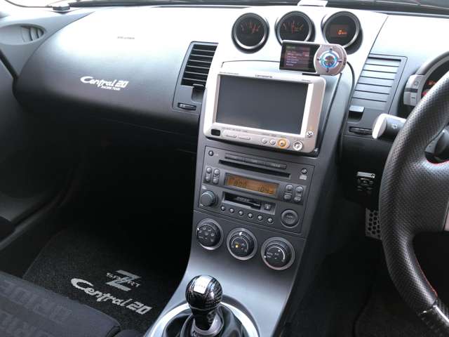 U00048513467_38_001.jpg