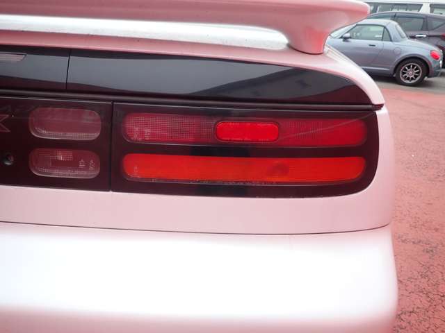 U00044971638_16_001.jpg