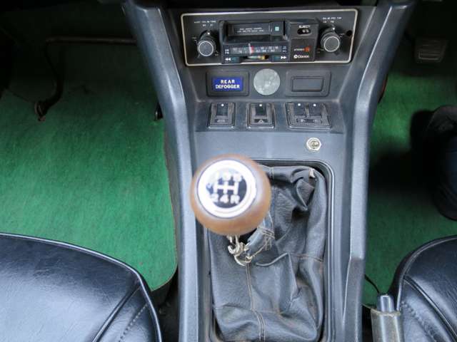 U00041895304_33_002.jpg