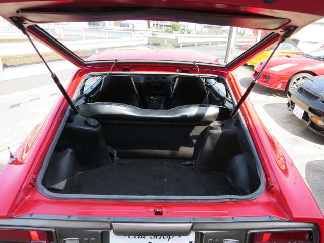 U00041895304_40_002.jpg