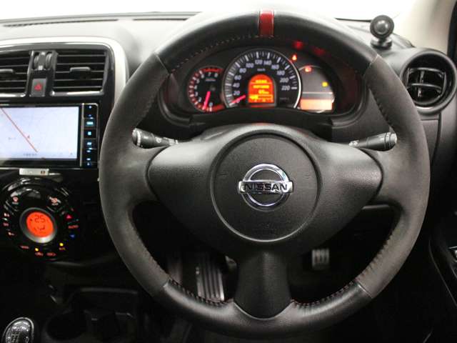 U00048219907_44_001.jpg