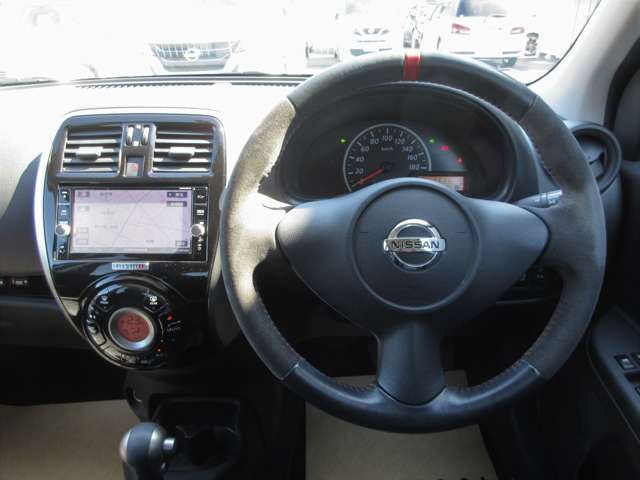 U00048252555_3_003.jpg