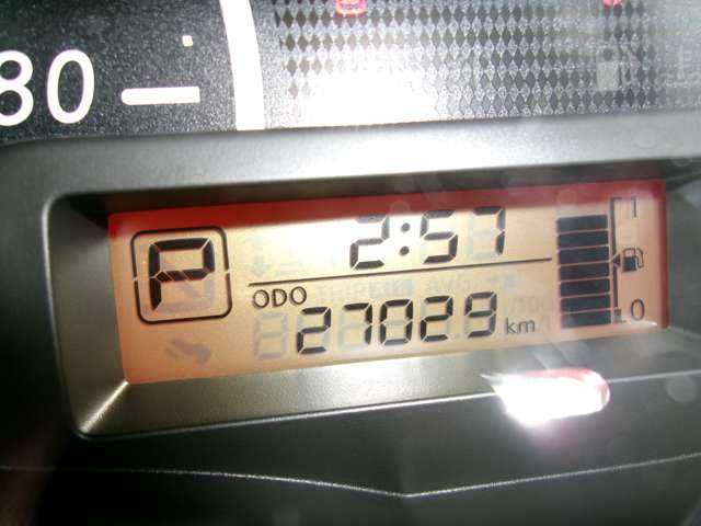 U00048644531_41_001.jpg