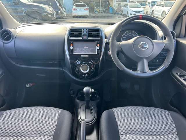 U00048337455_11_001.jpg