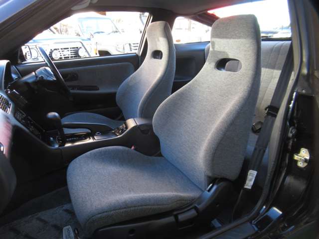 UJ0047593447_15_006.jpg