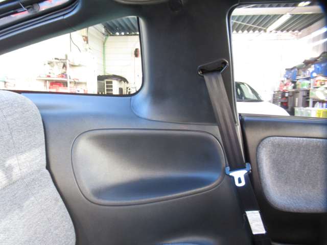 UJ0047593447_31_006.jpg