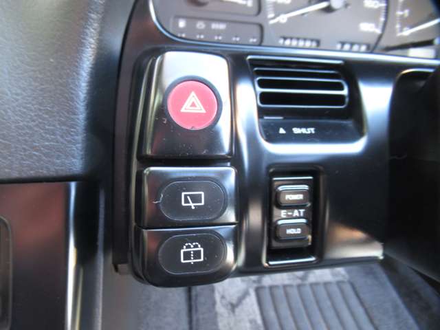 UJ0047593447_41_006.jpg