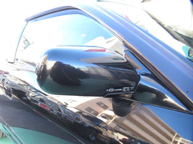 UJ0047593447_50_006.jpg