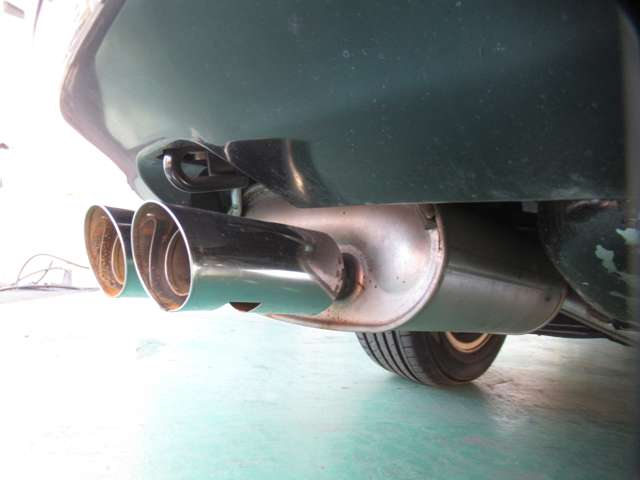 UJ0047593447_52_006.jpg