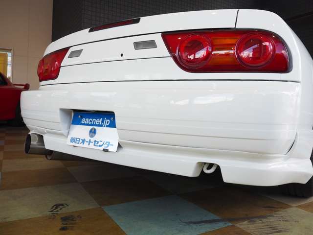 U00046303180_14_001.jpg